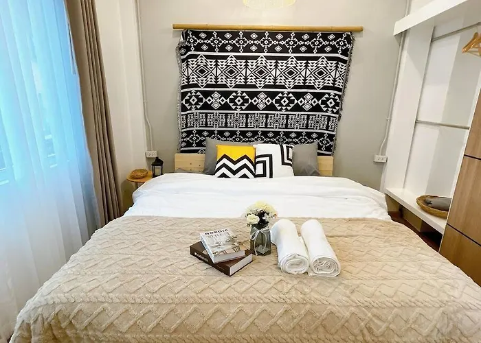 Unwind In Oldtown, Private Floor, Near Grand Palace Bangkok