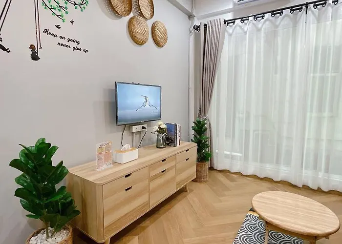 Unwind In Oldtown, Private Floor, Near Grand Palace Apartment Bangkok