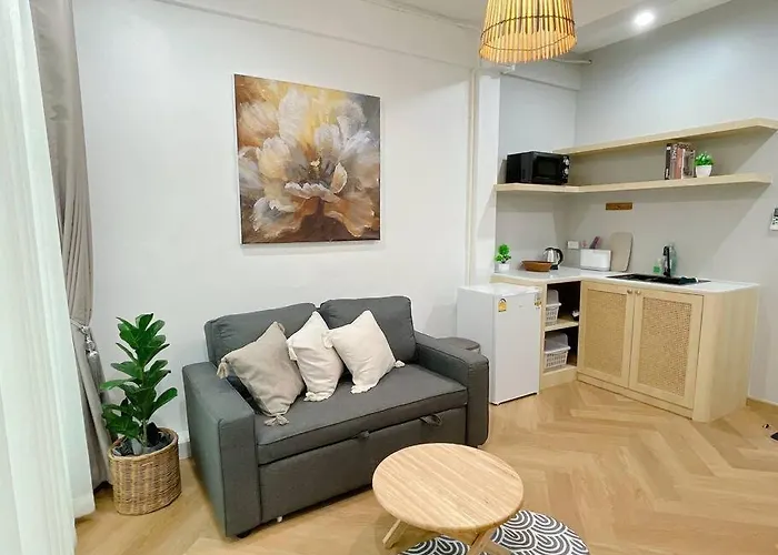 Apartment Unwind In Oldtown, Private Floor, Near Grand Palace Bangkok